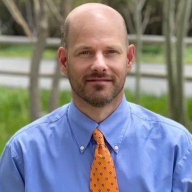 picture of therapist named Andrew Conway