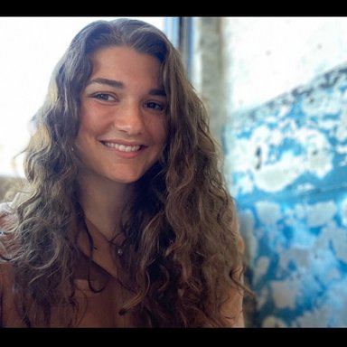 picture of therapist named Lacie Tomson