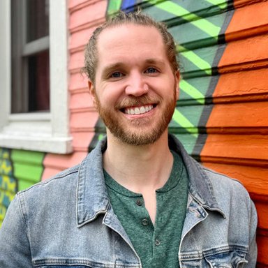 picture of therapist named Tyler Goldsberry