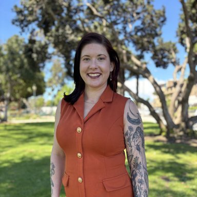 picture of therapist named Adrina Wilson