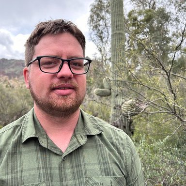 picture of therapist named Clayton Stephens