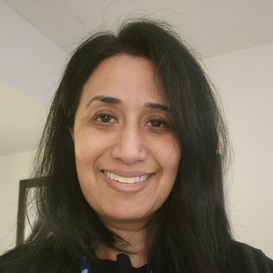 picture of therapist named Gita Seshadri