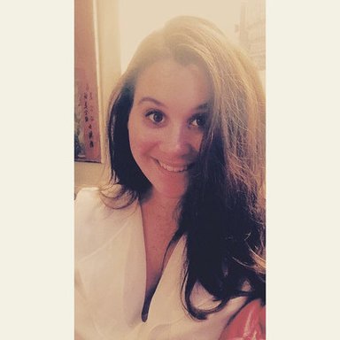 picture of therapist named Allison Maury
