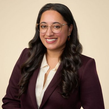 picture of therapist named Pooja Datta