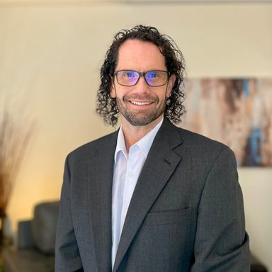 picture of therapist named Jon Portillo